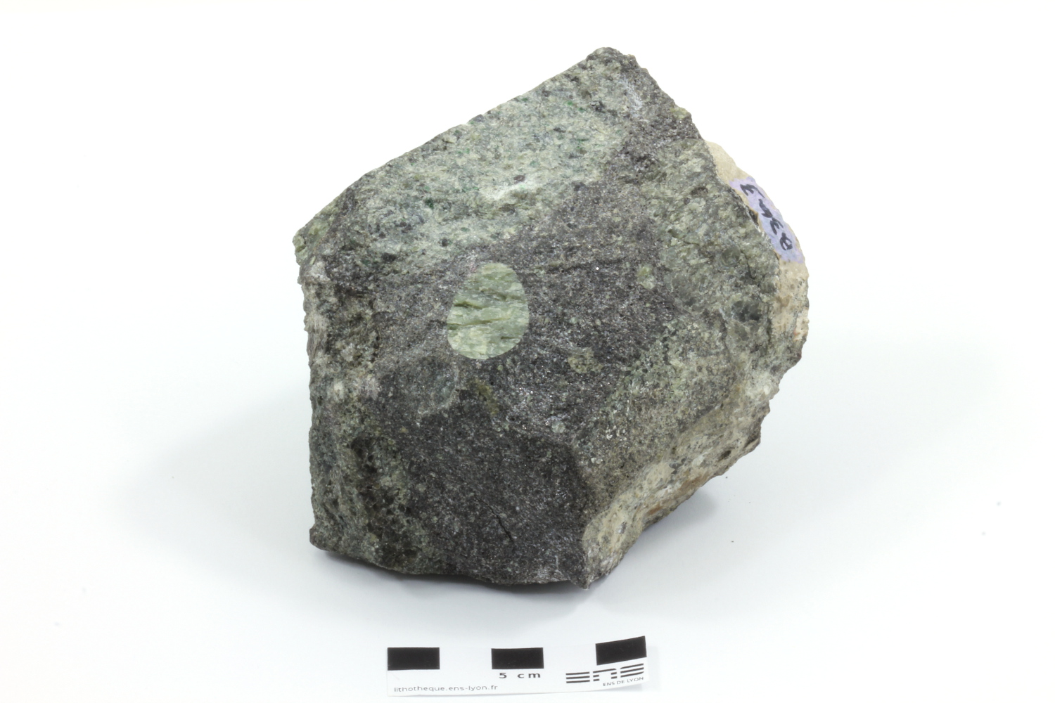 Kimberlite à enclaves de péridotite à grenat kimberlite de Sarfartoq Sarfartoq  Kangerlussuaq 